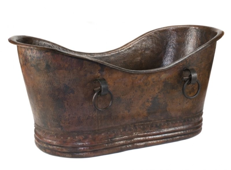 67 Inch Hammered Copper Double Slipper Bathtub With Rings
