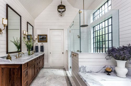 bunker-hill-tudor-traditional-bathroom-houston